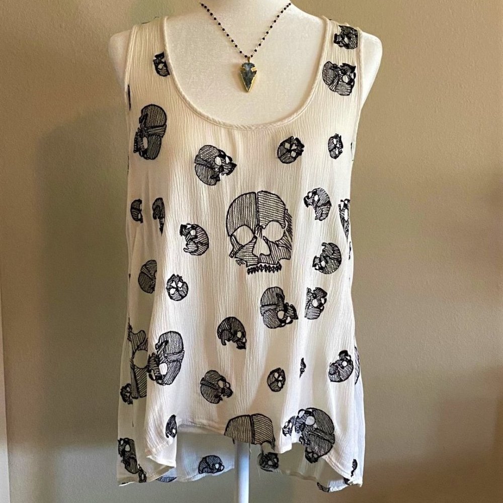 Skull Sleeveless Hi-Lo Top/Size XL